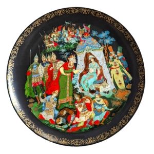 The Golden Cockerel' 3rd Collector Plate in theRussian Legends SeriesPlate